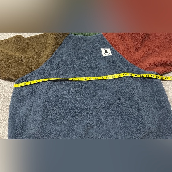 Teddy Fresh Unisex Color Block Sherpa Sweater - Picture 6 of 7